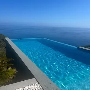 https://apartamento-mar-azul.madeira-islandshotels.com